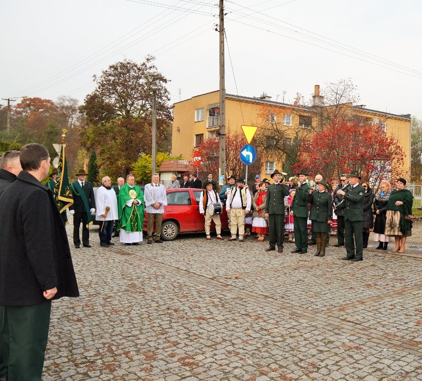 Święto rozpoczęło się od przemarszu z rynku w Przewozie do...