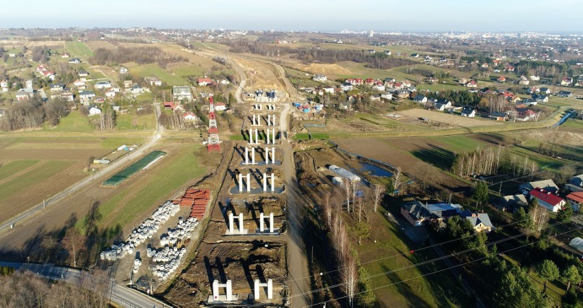 S19 Rzeszów Południe - Babica. Widok na budowę estakady w...