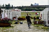 Z powodu braku wolnych kwater, uchodźcy w Niemczech trafią do.... domu publicznego