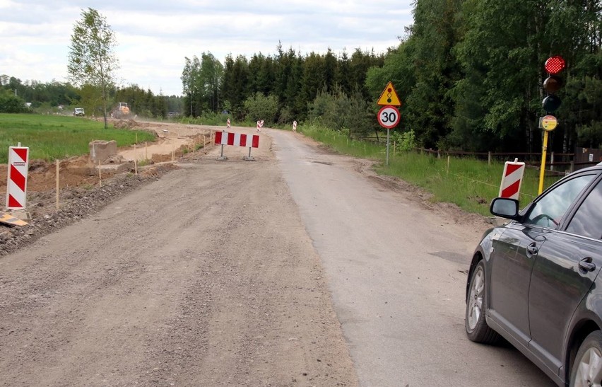 Kierowcy będą mogli bez problemów dojechać do Zabłudowa. Trwa przebudowa drogi Protasy - Folwarki (zdjęcia) 