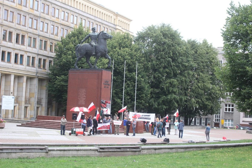 Katowice: Manifestacja w obronie polskości Śląska