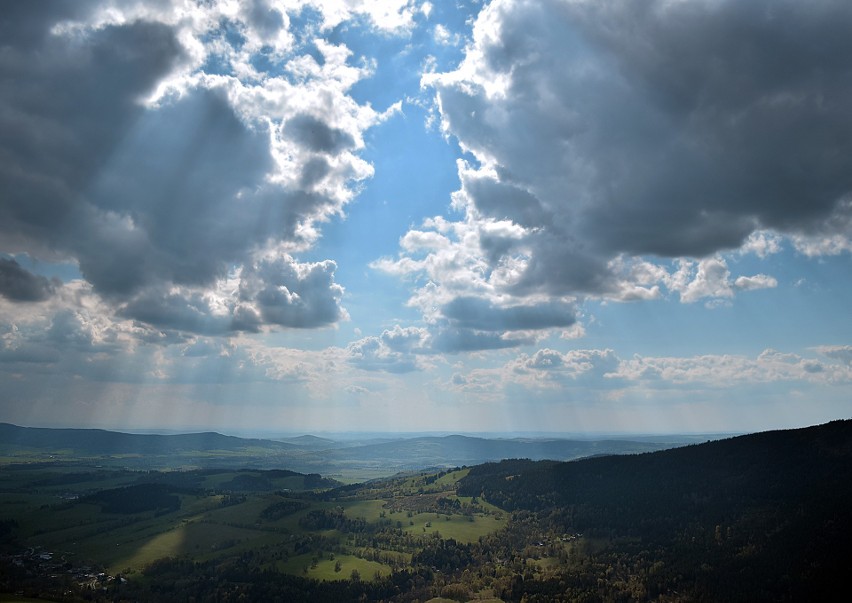 Na turystów czekają nieziemskie krajobrazy.