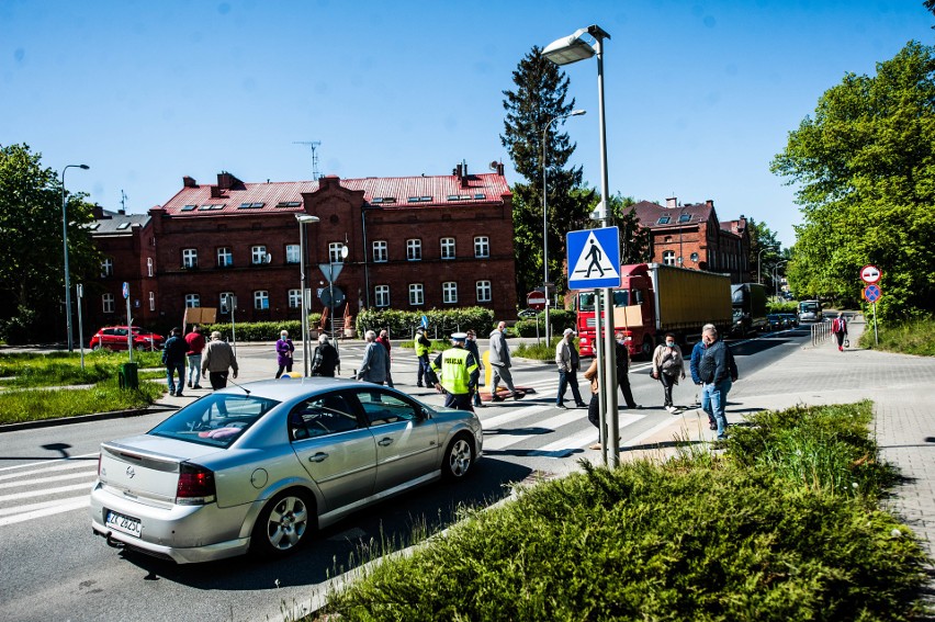 Mieszkańcy ul. Pileckiego w Koszalinie znowu protestowali [ZDJĘCIA, WIDEO]