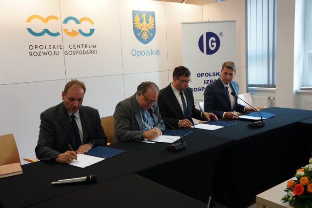 W cyklu biorą udział firmy z Klubu 150, skupione w izbach gospodarczych i BCC. Wcześniej OCRG podpisało z nimi porozumienie o współpracy.