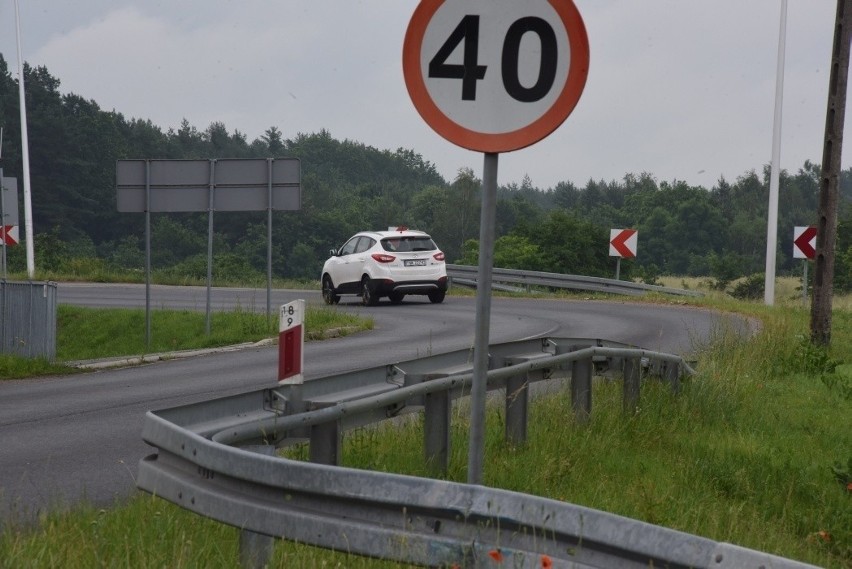 W Droszkowie i Łazie mieszkańcy martwią się, że po...