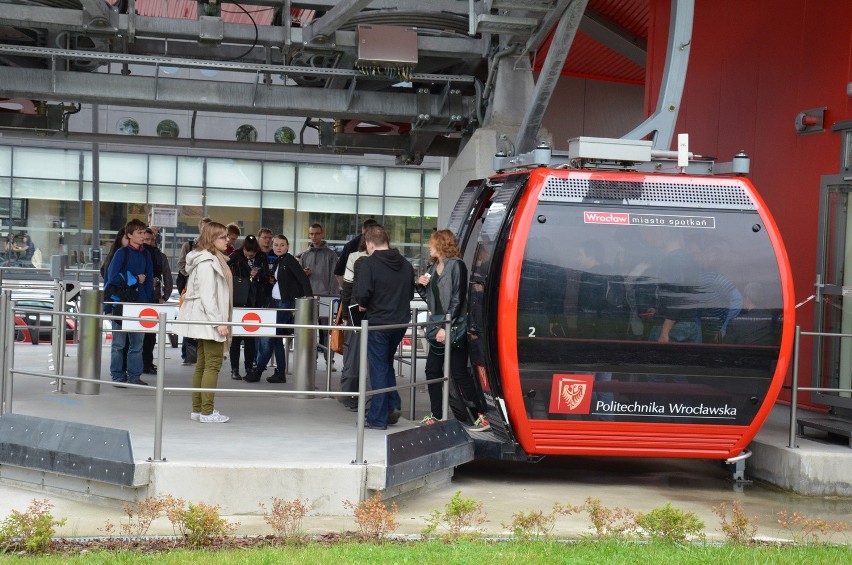 Wrocław: Jeżdżą już dwa wagoniki Polinki (ZDJĘCIA)