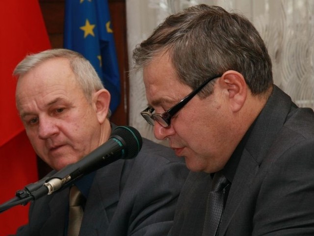 Dieta przewodniczącego rady miejskiej Jerzego Gądka (z prawej) jest dwa razy wyższa od diety wiceprzewodniczącego Józefa Kaczmarka.