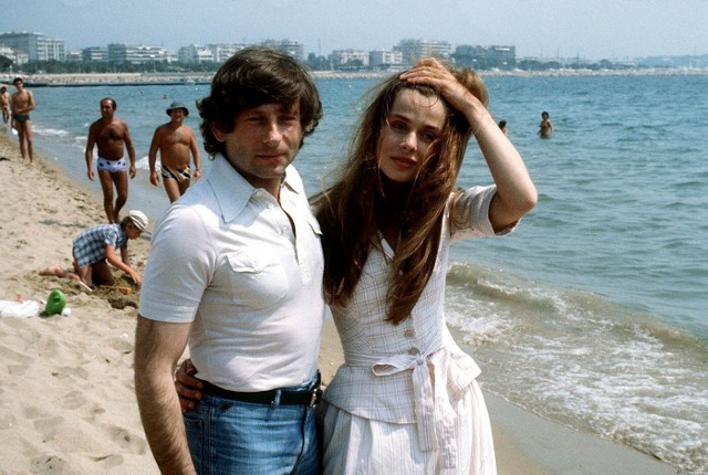 Po tragicznej śmierci żony Roman Polański szukał szczęścia u boku innych kobiet, media pisały m.in. o romansie reżysera z 15-letnią wówczas Nastassją Kinski. Aktorka zapewniała później jednak, że ich relacja nie wyszła poza ramy flirtu