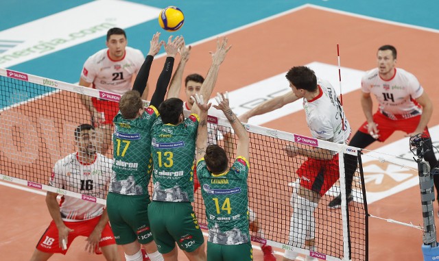 W pierwszym meczu na Podpromiu Asseco Resovia wygrała z Wartą 3:0. Dziś 3 punkty są marzeniem