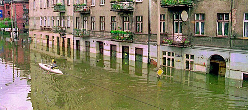 Powódź w 1997 roku najbardziej dotknęła Wrocław. Miasto...