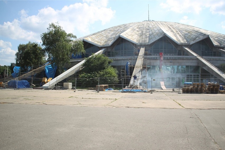 Co jakiś czas poznańska Arena jest "reanimowana"
