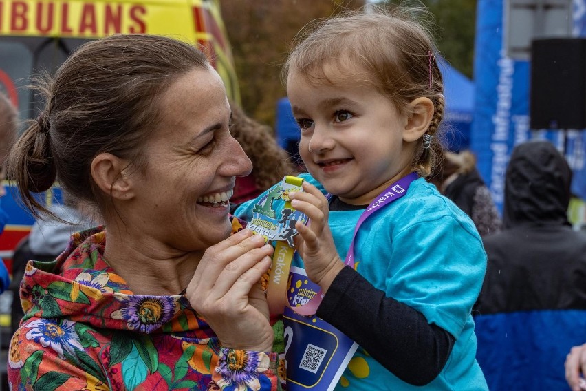 Mini Mini Kraków Run 2022 pod Tauron Areną Kraków zgromadził...