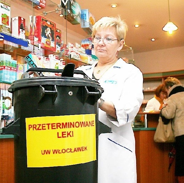 Na zdjęciu: Zofia Wąsiewicz, kierownik apteki  "Aloes" przy ul. Piekarskiej.