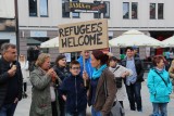 Manifestacja "Uchodźcy mile widziani" w Białymstoku (zdjęcia, wideo)