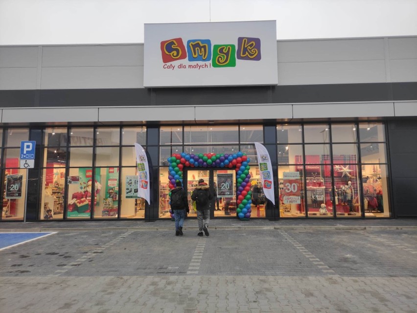 W piątek 2 grudnia został otwarty nowe sklep sieci Smyk w...