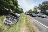 Cztery auta zderzyły się na tzw. Trasie Śmierci. Jedna osoba w szpitalu. Są utrudnienia w ruchu. Obowiązuje ruch wahadłowy [ZDJĘCIA]