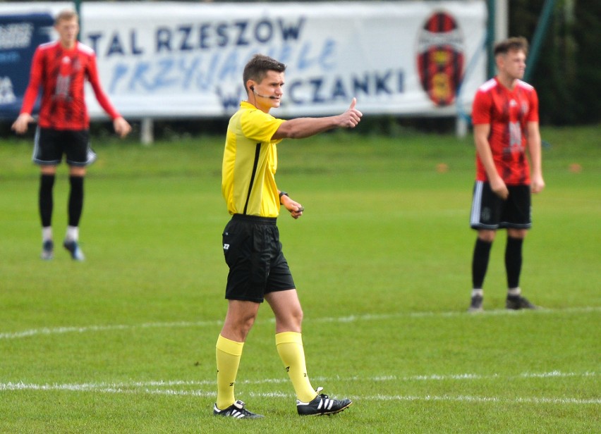 3 liga gr. IV. Derby dla gospodarzy. Wólczanka Wólka Pełkińska pokonała Wisłokę Dębica 2:1 [ZDJĘCIA]