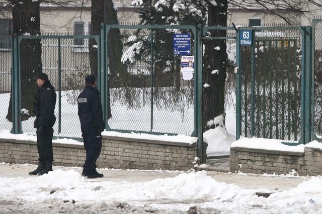 Sąd nie pracował przez kilka godzin. W tym czasie budynek zabezpieczali policjanci