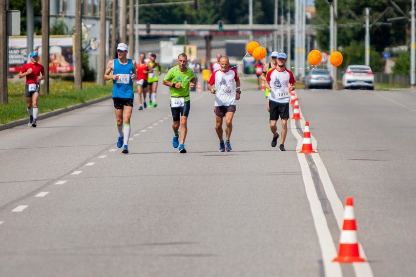 24. Orlen Maraton Solidarności. Rafał Czarnecki pierwszy na mecie na Długim Targu w Gdańsku [Zdjęcia, wyniki]