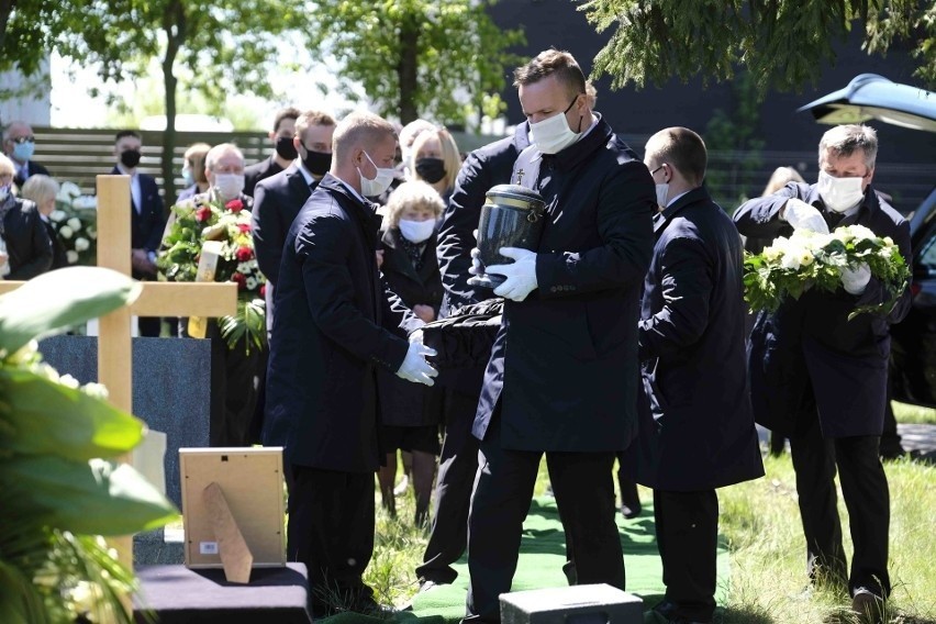Czy Toruń upamiętni setki zmarłych na Covid? Jest pomysł alei drzew dla ofiar i ratowników