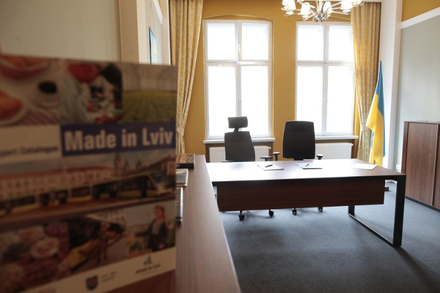 У 2017 році було відкрито нове почесне консульство в місті Ополе. 