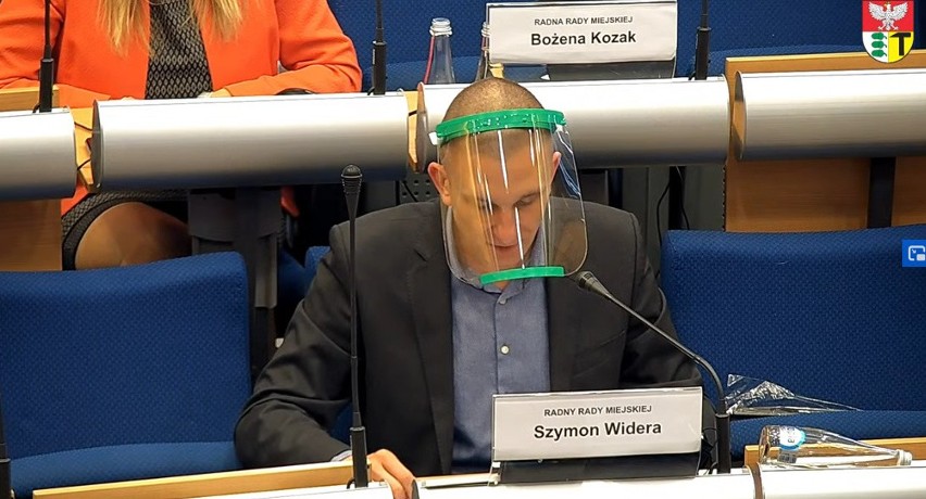 Podczas sesji Rady Miejskiej 27 maja prezydent Dąbrowy...