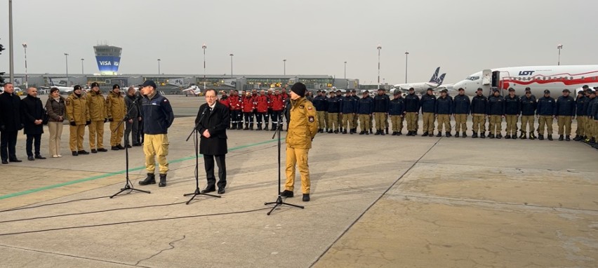 Przywitanie służb ratunkowych na Lotnisku Wojskowym w...