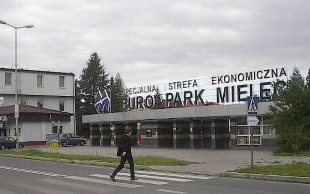 100 nowych miejsc pracy przybędzie  w mieleckiej strefie ekonomicznejGłowne wejście do SSE Euro-Park w Mielcu.