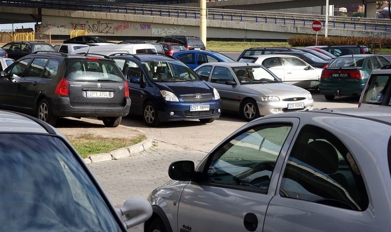 Trasa Zamkowa: oblężenie na parkingach