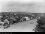 Augustów na starej fotografii. Zobacz unikalne zdjęcia z Narodowego Archiwum Cyfrowego. Tak wyglądało miasto!