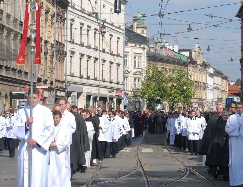 Procesja ku czci św. Stanisława. Arcybiskup Jędraszewski: Polska musi być budowana na prawdzie