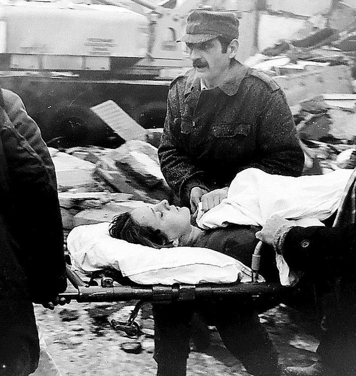 Wybuch gazu w bloku na Retkini. 8 osób zginęło w wybuchu, do którego doszło 7 grudnia 1983 roku ZDJĘCIA