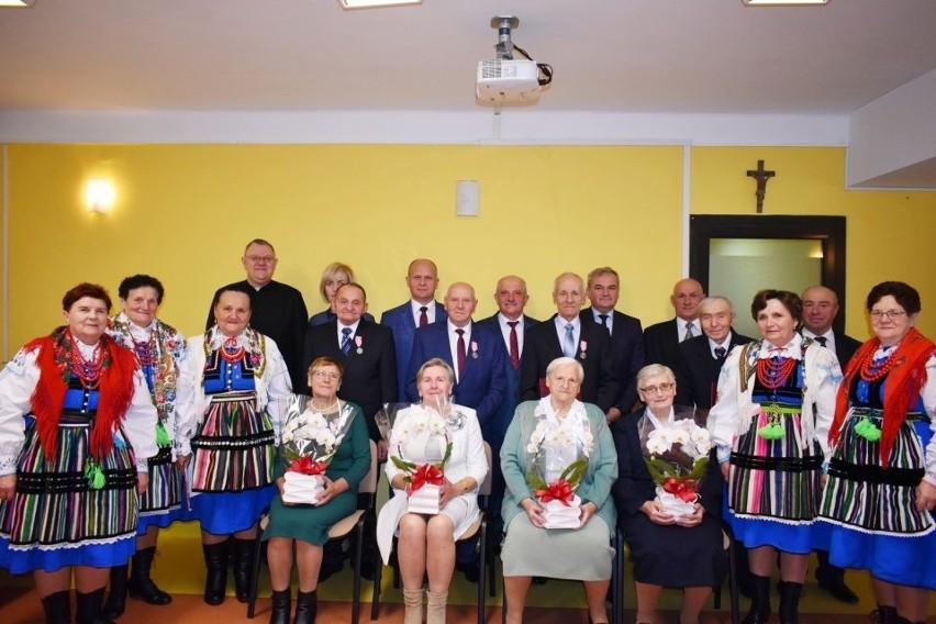 W Rusinowie małżonkowie obchodzili 50 lat wspólnego pożycia, były medale od prezydenta, gratulacje od wójta