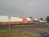 Gmina Orla: Łopaty turbin elektrowni wiatrowej dotarły na miejsce (zdjęcia)