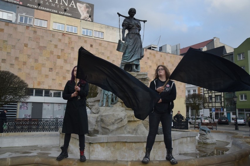 Protest współorganizowany przez Monikę Twarogal będzie na...