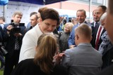 Premier Beata Szydło w Dobrzechowie: Podwyżki dla nauczycieli, lepsze warunki dla uczniów