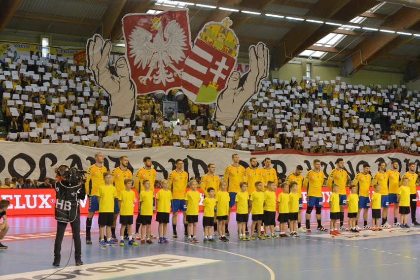 Piękna oprawa przed meczem Ligi Mistrzów piłkarzy ręcznych PGE VIVE Kielce - Telekom Veszprem [FOTO, VIDEO]