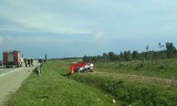 Śmiertelny wypadek na autostradzie A1 niedaleko Łodzi. Nie żyje kobieta, której samochód wypadł z drogi i dachował