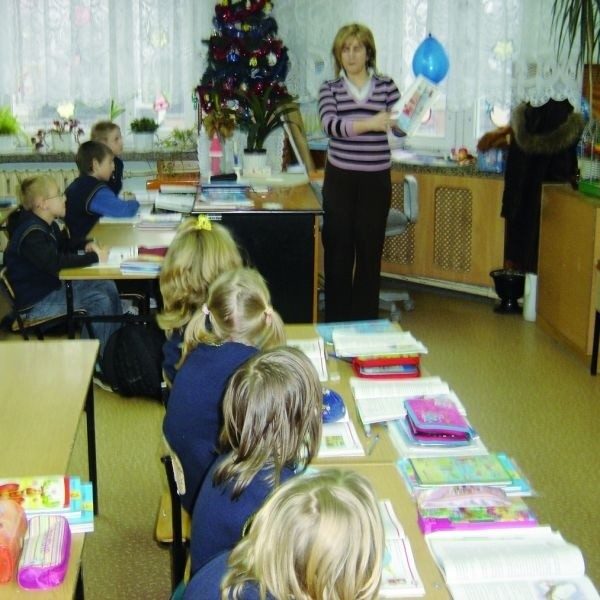 Uczniowie  nie chcą, by ich szkoła była zlikwidowana. - Nasza szkoła jest mała i bezpieczna. Czujemy się tutaj dobrze - przekonują.