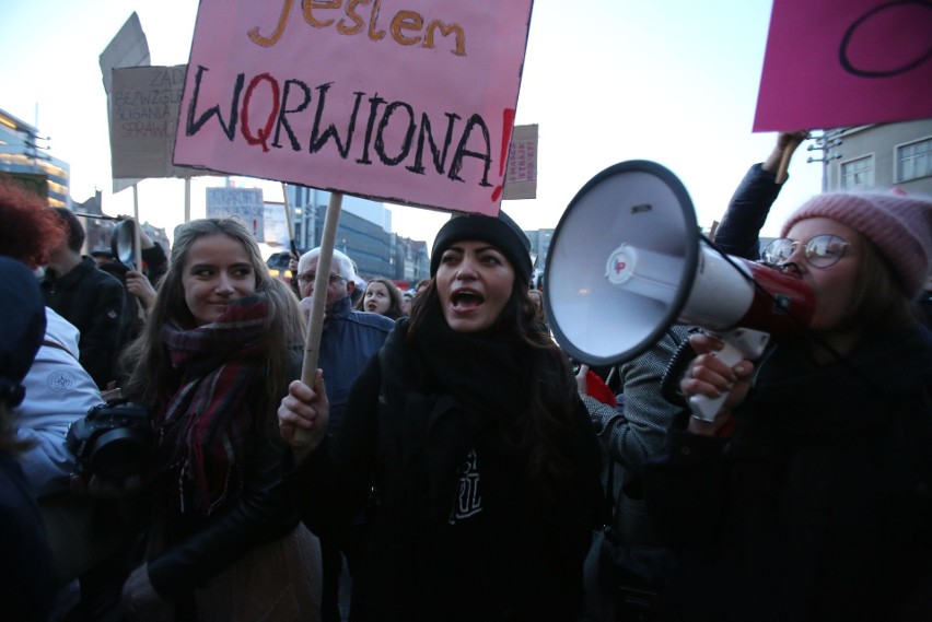 Strajk Kobiet i Manifa Śląska na rynku w Katowicach
