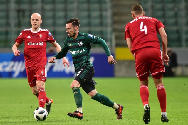 Legia Warszawa - Górnik Zabrze na żywo. Już dziś, 13 maja mecz, który może zdecydować o mistrzostwie Polski. Gdzie oglądać transmisję TV oraz online? W meczu 36. kolejki Lotto Ekstraklasy Legia Warszawa - Górnik Zabrze zapowiadają się wielkie emocje [TRANSMISJA TV ONLINE LIVE, DARMOWY STREAM 13.05.2018]