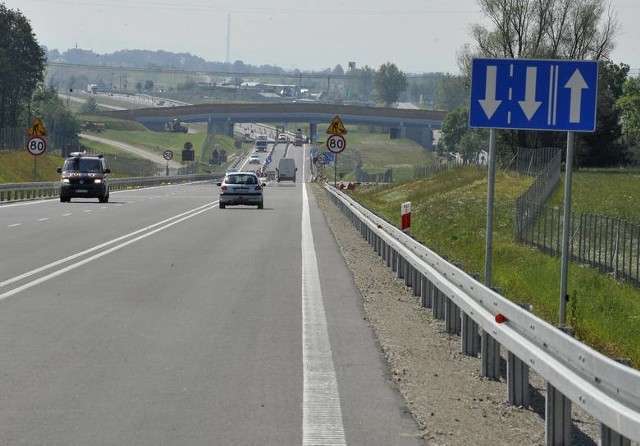 S19 Rzeszów - Sokołów Młp. to fragmentami droga z 3 pasami ruchu.