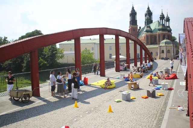 Gry i zabawy po sumie na moście Jordana w Poznaniu