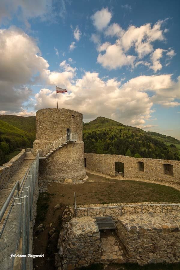 Beskid Sądecki. Odbudowany zamek w Rytrze i piękne widoki, warto zobaczyć [ZDJĘCIA]