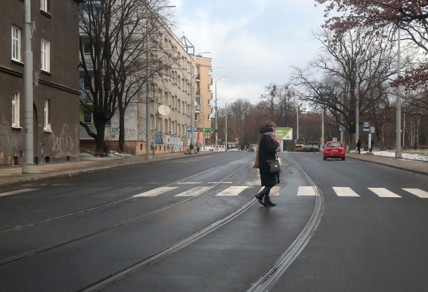 Rewolucja torowa w Szczecinie wchodzi na kluczowy odcinek al. Wyzwolenia. Szykują się kolejne utrudnienia dla kierowców