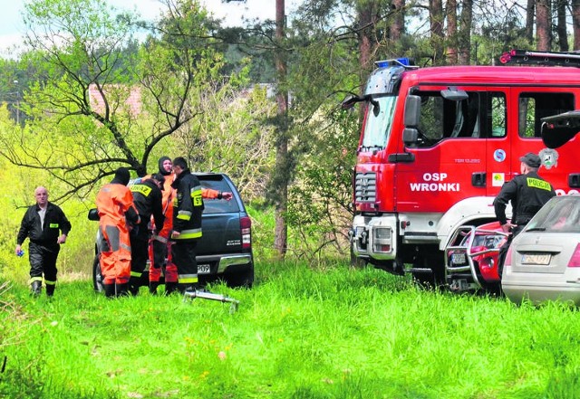 Na miejscu zdarzenia pracowali strażacy, policja i prokurator