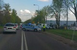 Wypadek na DK 65 w Fastach: Kierujący mercedesem potrącił pieszego. Duże utrudnienia w ruchu