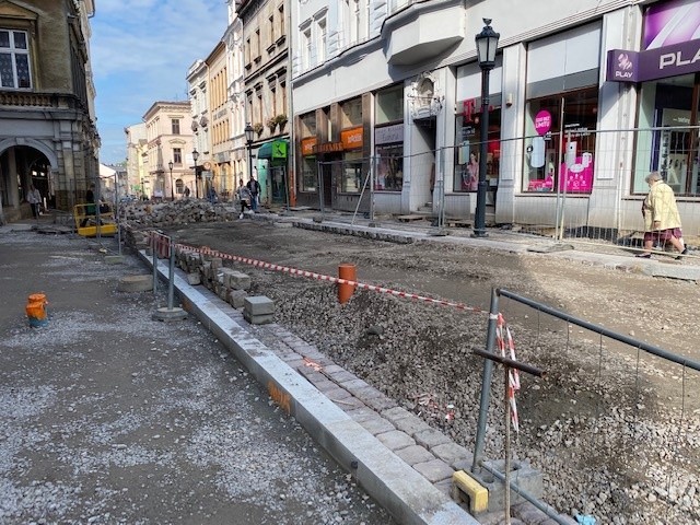 Przebudowa ul. Głębokiej dobiega końca. Wkrótce stanie się...