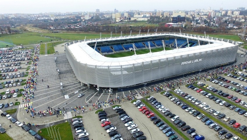 Przy Krochmalnej powstał stadion piłkarski mieszczący 15,5...