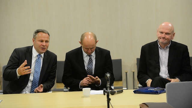 Rafał Bruski (pierwszy z lewej) wydał oświadczenie w sprawie decyzji Piotra Całbeckiego odnośnie nazwy PLB
